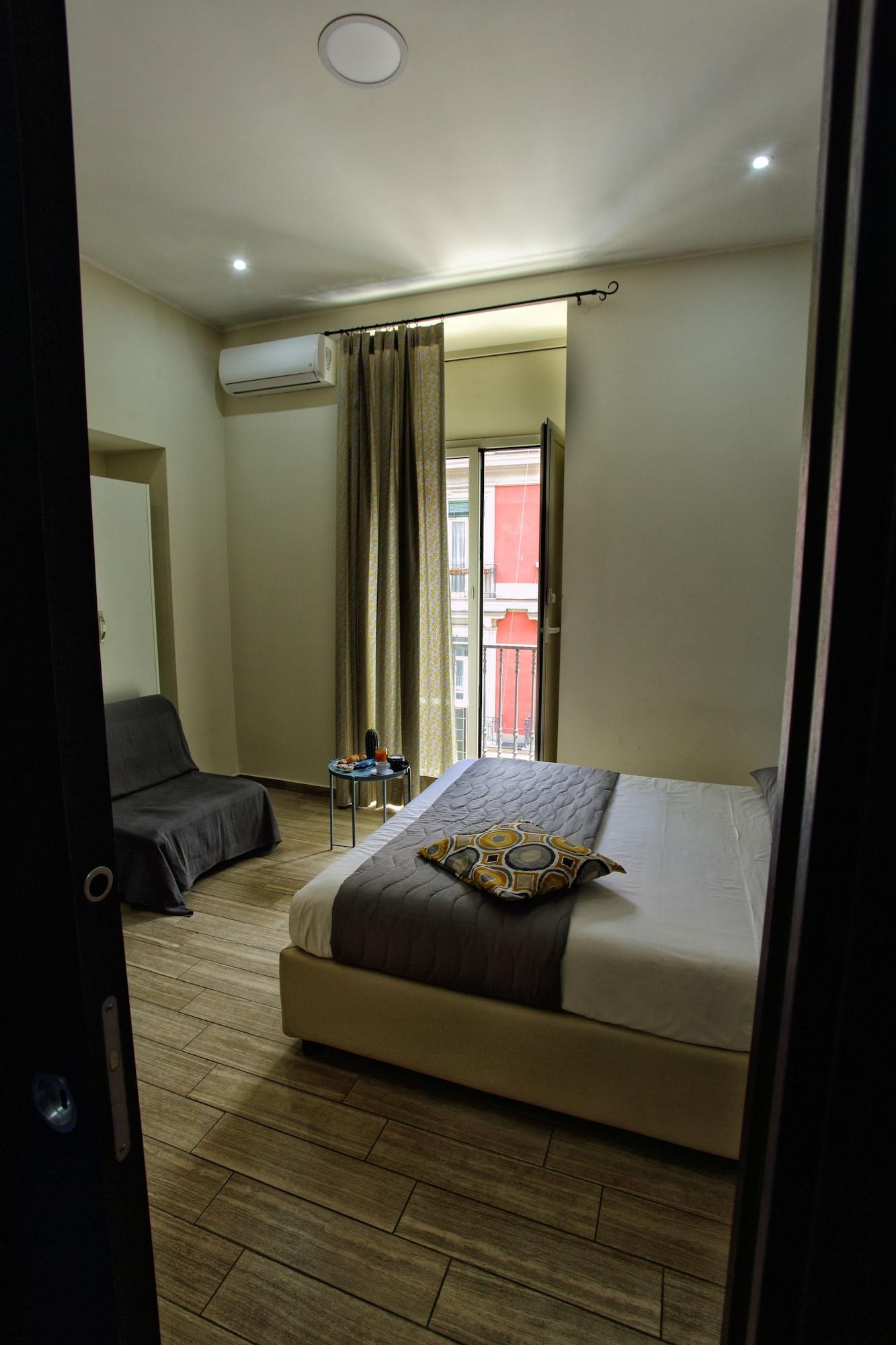 Napoli City Rooms Couette-café