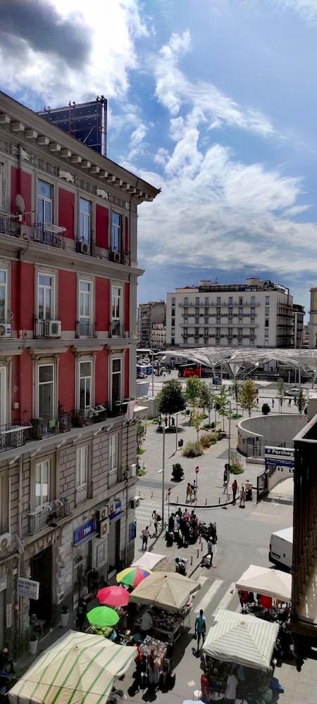 Napoli City Rooms Couette-café Naples