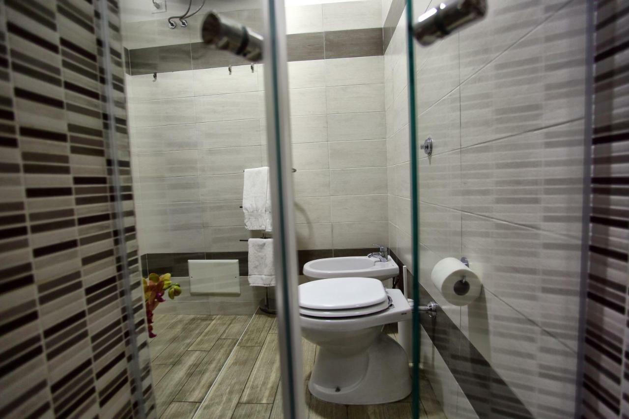 Napoli City Rooms Couette-café 3*